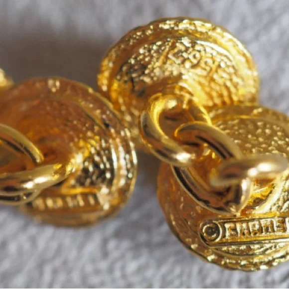 CHANEL vintage unisex cufflinks faux pearl and gold color - Rank A - Picture 4 of 5